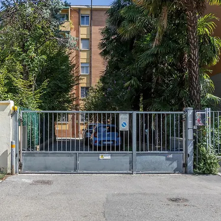 - Alemar House X6! Apartman