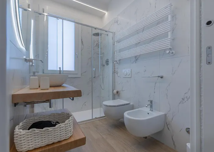 - Alemar House X6! Apartman